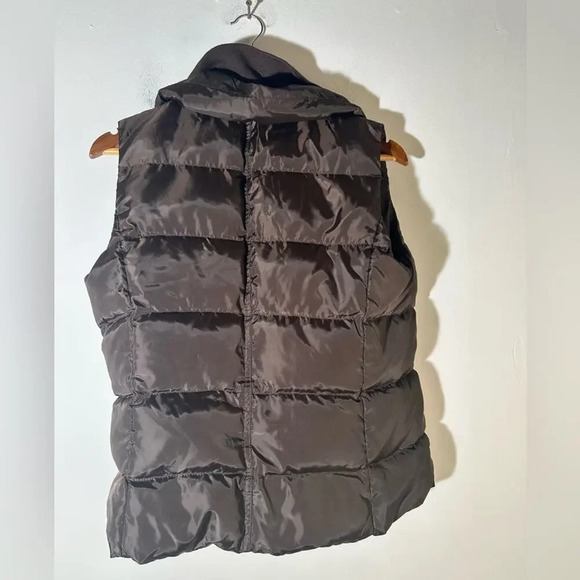 J Crew Puffer Vest - Picture 3 of 3